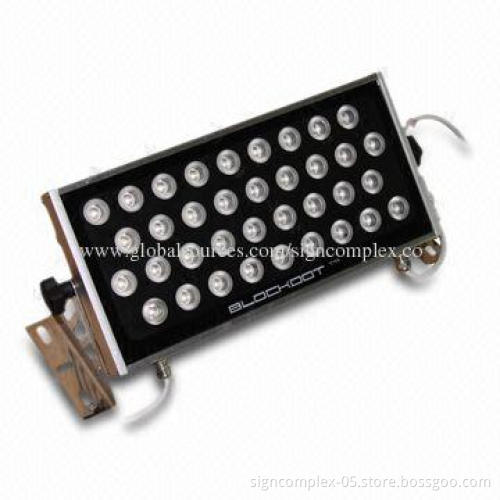 LED Wall Washer with 20m Projection Distance, 24V DC Working Voltage and 45W Power Consumption